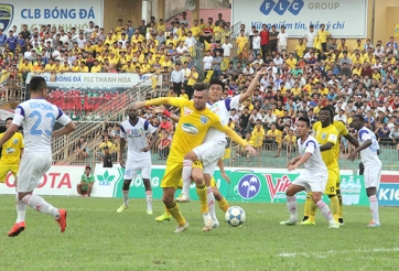 FLC Thanh Hóa giành chiến thắng kịch tính trước SLNA