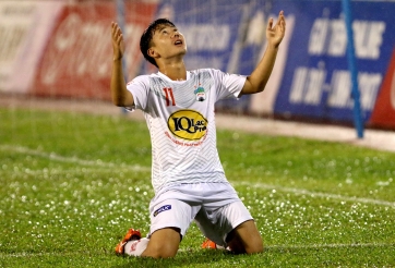 Pha solo đẳng cấp của sao HAGL lọt Top bàn thắng đẹp