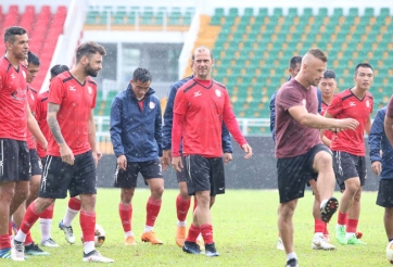 Bom tấn của Hữu Thắng: Chân sút triệu đô tới từ Tây Ban Nha