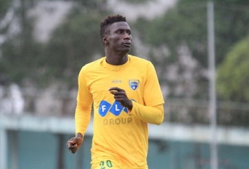 Đá láo, đội trưởng của FLC Thanh Hóa bị phạt nặng