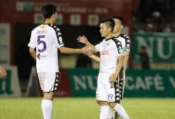 Quang Hải, Công Phượng khiến đối thủ phải làm điều đặc biệt