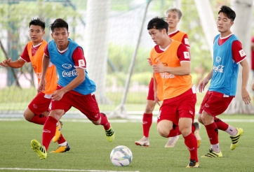 Công Phượng đánh gót điệu nghệ kiến tạo trên ĐT Olympic VN