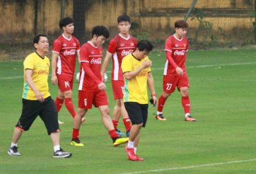 ĐT Việt Nam hủy tập, lộ đội hình đá trận 2 ở Hàn Quốc