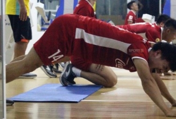 ĐT Việt Nam 'toát mồ hôi' với giáo án của HLV Park Hang-seo