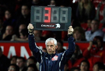 FIFA tính sửa luật bóng đá vì Ngoại hạng Anh