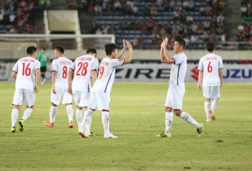 Văn Quyến chỉ ra người hùng thầm lặng của ĐT Việt Nam