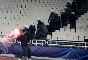 Bom xăng bùng cháy làm nhiều người bị thương ở Cúp C1