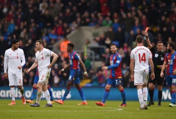 Cầu thủ chấn thương hàng loạt, HLV Klopp vẫn 'bình chân như vại'