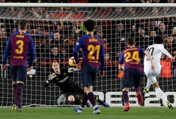 Barca hòa hú vía trước Valencia