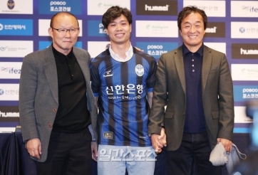 Quan chức Incheon United xin lỗi HLV Park Hang-seo