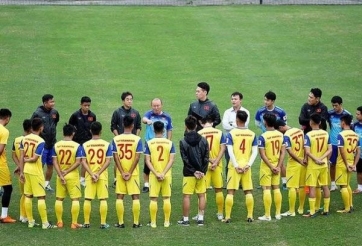 VFF chỉnh lịch V-League, đưa U22 Việt Nam đi tập huấn