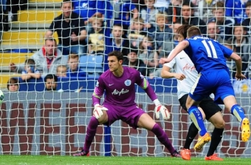 Video clip bàn thắng: Leicester City 5-1 QPR (Ngoại hạng Anh 2014/15)