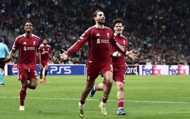 Phong độ thăng hoa, Liverpool tiến sát vé vào vòng 1/8 Champions League