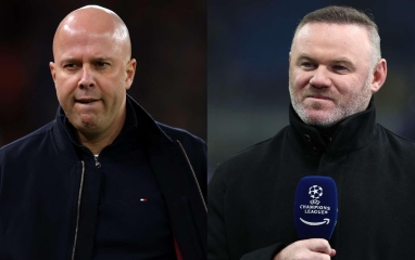 HLV Liverpool phản ứng mạnh trước nhận xét của Rooney