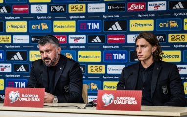 Sao Arsenal: 'Tôi đã nói chuyện với HLV nhiều hơn cả mẹ mình'