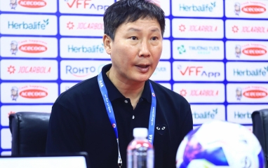 Thắng 3-0, HLV Kim Sang Sik chỉ ra điểm yếu của Việt Nam