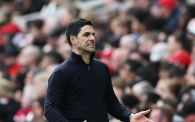 Arteta nổi giận: 'Arsenal tự bắn vào chân, nguy cơ vỡ mộng vô địch'