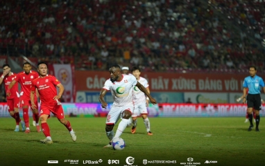 Thẻ đỏ tai hại, Hải Phòng đại thắng CA TP.HCM