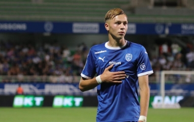 Sao mai nước Pháp được CLB 8 lần vô địch Ngoại hạng Anh nhắm đến