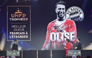 Vượt Mbappe, Olise nhận giải thưởng danh giá
