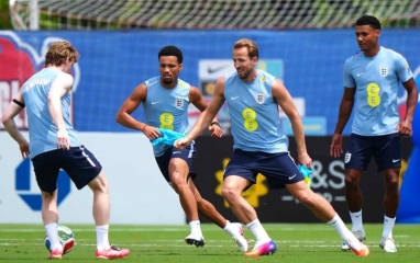 HLV Tuchel báo tin cực vui cho tuyển Anh trước World Cup 2026