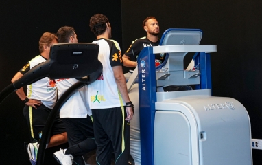 Neymar sử dụng công nghệ 'vũ trụ' để phục hồi chấn thương