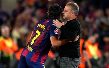 Hansi Flick chốt tương lai ngôi sao tại Barca