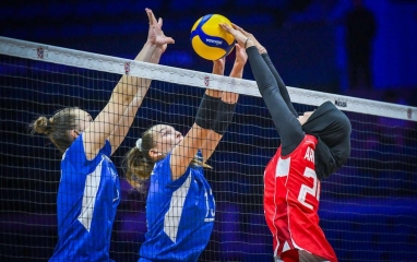 Bóng chuyền nữ Indonesia gây địa chấn, quật ngã Kazakhstan 3-0 tại giải châu Á