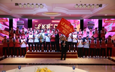 Cựu vương V.League công khai mục tiêu trở lại sau một mùa xuống hạng