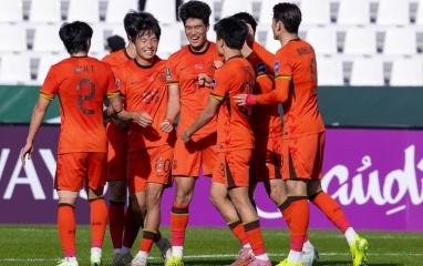 CĐV Trung đồng loạt thốt lên khi vào bán kết chạm trán U23 Việt Nam