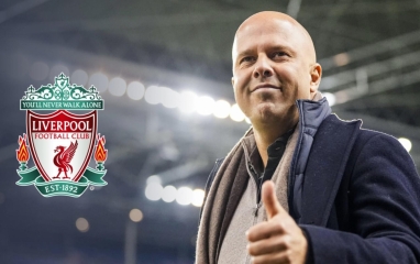 Slot quyết bán lỗ, một ngôi sao hàng công trên đường rời Liverpool