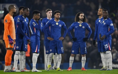 7 phút thảm họa, Chelsea chia điểm cay đắng trước Leeds United