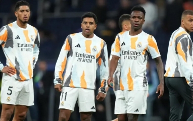 Dàn siêu sao Real Madrid đồng loạt gật đầu, chốt xong HLV cho mùa mới