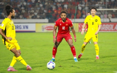 Báo Malaysia: 'Mã Lai thua vì thời tiết Việt Nam quá nóng'