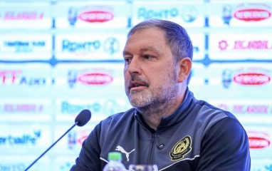 Nóng: HLV Malaysia bị yêu cầu từ chức sau trận thua Việt Nam