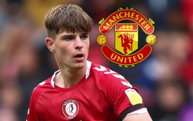 Vượt mặt Chelsea, MU phá két vì 'tiền vệ phi thường' nước Anh