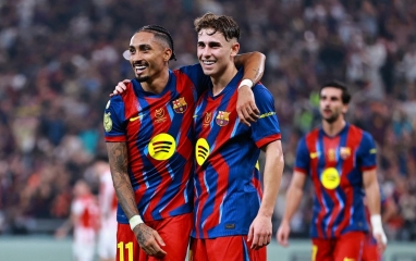 Thắng 17 trận liên tiếp, Barca ra phán quyết lịch sử cho Real Madrid