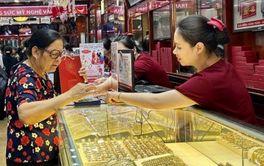 Giá vàng hôm nay 6/5: Giảm mạnh 