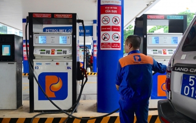Giá xăng dầu hôm nay 8/5: Quay đầu bật tăng
