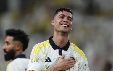 CHÍNH THỨC: Ronaldo đi vào lịch sử khi vô địch cùng Al Nassr