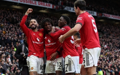 60 triệu euro, MU quyết giành 'Varane mới' ở Ngoại hạng Anh