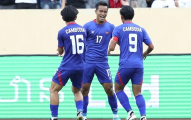 CĐV Campuchia phản ứng cực mạnh khi thắng Philippines, thách đấu U19 Việt Nam một điều