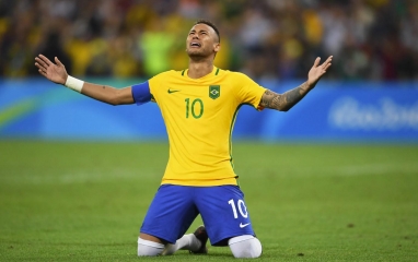 ĐT Brazil báo tin dữ về Neymar