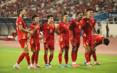 Mưa xối xả trước giờ G, Việt Nam gặp bất lợi trước Thái Lan?