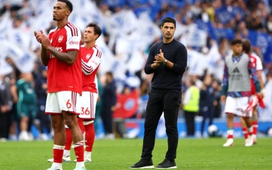 Mikel Arteta nhận tin sét đánh từ tiền đạo 145 bàn