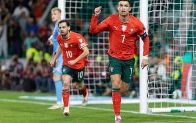 Chủ tịch LĐBĐ lên tiếng, Ronaldo nhận cú hích mới cho kỷ lục 1000 bàn thắng