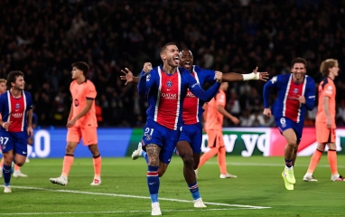 Yamal lập siêu phẩm độc diễn, Barca vẫn phải gục ngã trước PSG