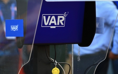 CHÍNH THỨC: Ngoại hạng Anh tung thay đổi lớn với VAR trước mùa giải 2026/27