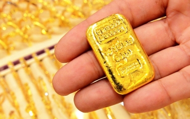 Giá vàng hôm nay 7/8: Tiếp tục đi ngang ở mức cao