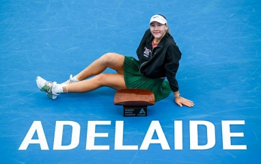 'Sharapova đệ nhị' đăng quang giải WTA thứ 4, chạy đà hoàn hảo cho Australian Open